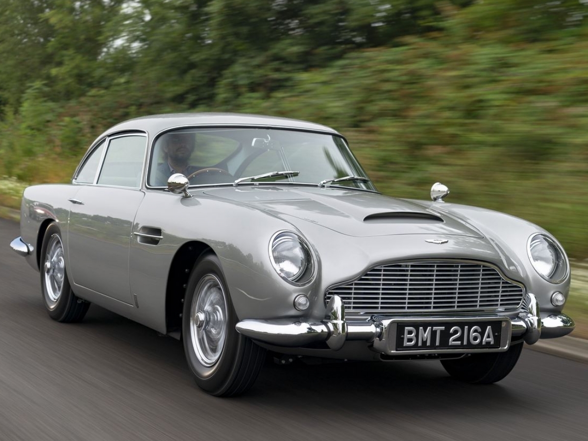 Voiture Aston Martin DB5 de James Bond Goldfinger