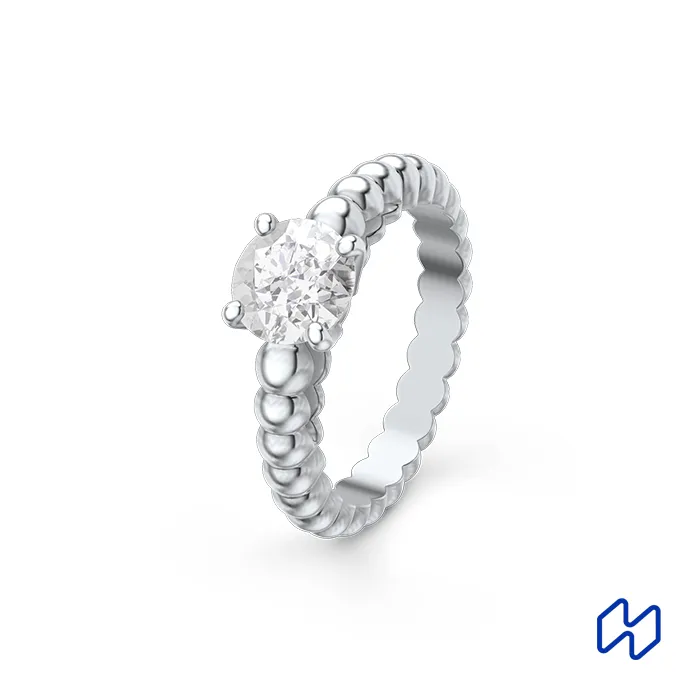 Custom engraved ring Van Cleef & Arpels